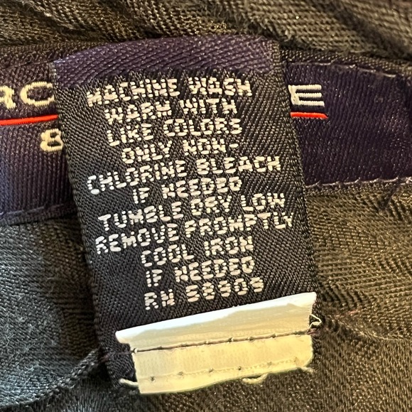 Men’s Roundtree &Yorke Easy Care Dress Pants Size 34x30 Pleated Front Cuffed Hem - Picture 3 of 9